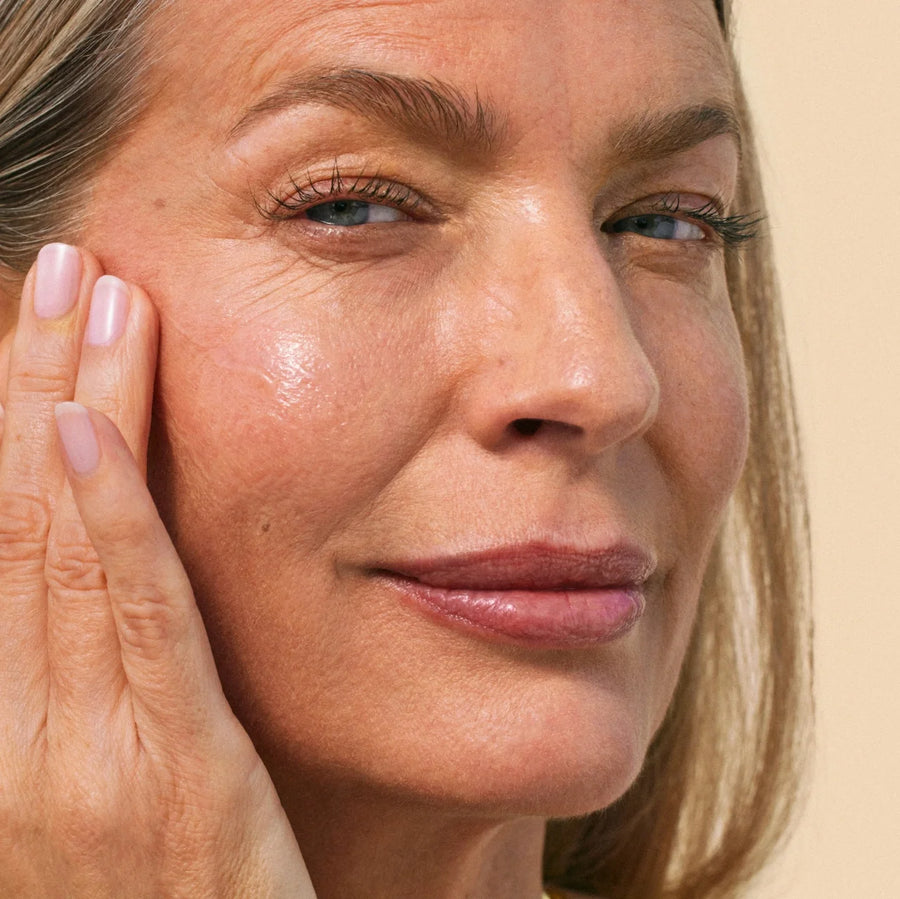Solawave Skin Therapy Activating Serum benefits