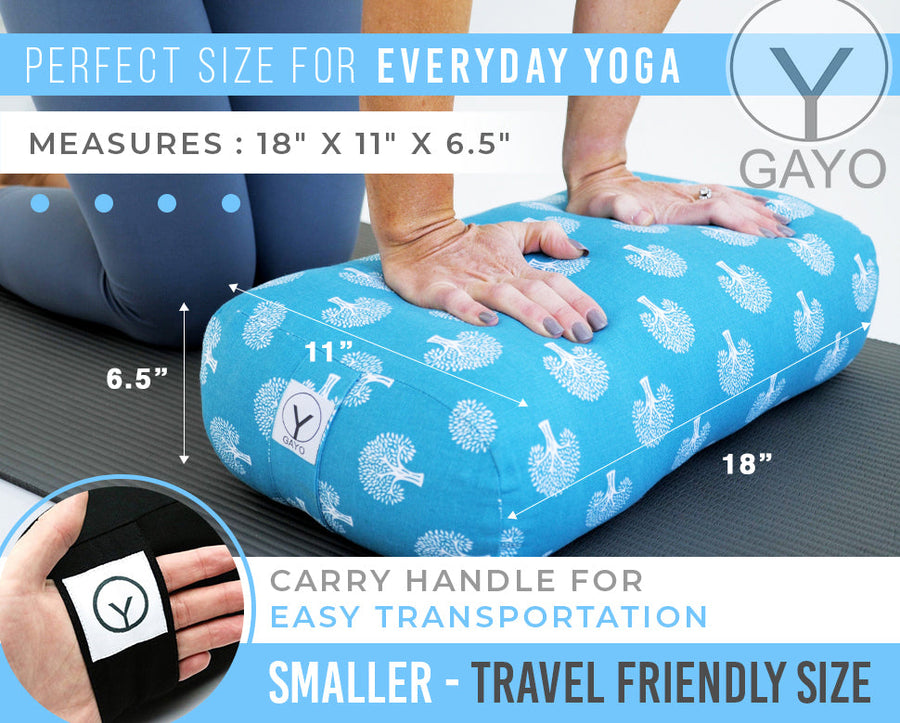 Travel-size organic cotton yoga bolster set